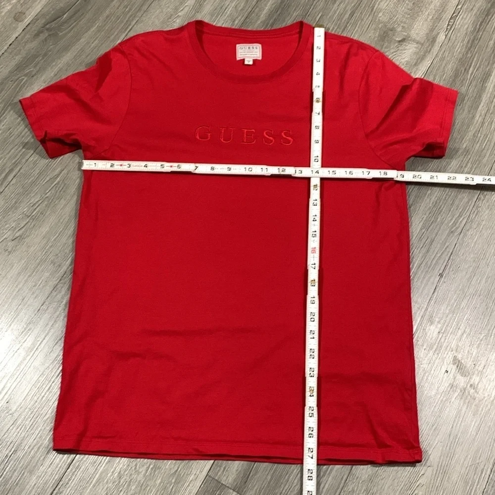 GUESS‎ Men's Red Short Sleeve Pima Embellished Logo Crew T-Shirt size M - Picture 7 of 12